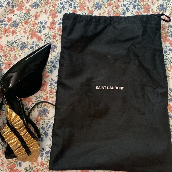 Saint Laurent patent leather high heel evening shoe with gold ribbon - Picture 10 of 10